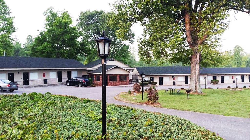 Kentucky Lake Inn Gilbertsville Exteriör bild